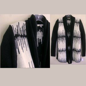 NWT Long cardigan sweater M Black White Thick wool bl Open Pattern BB Dakota New